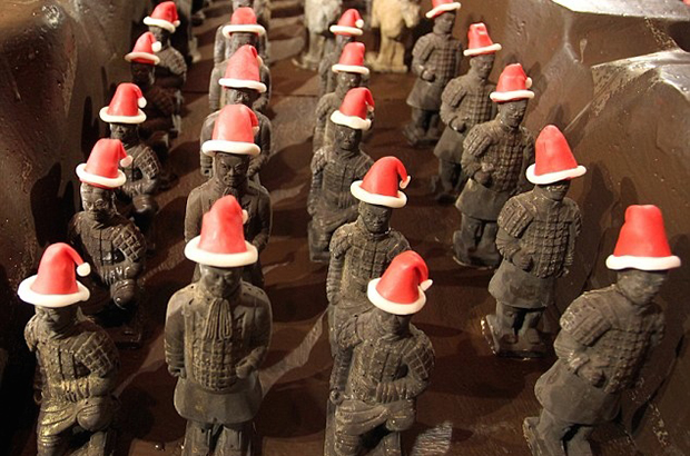 Китайские кондитеры создали армию из шоколада. Рестораны Екатеринбурга