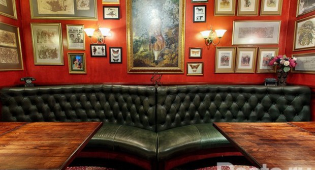 Ресторан James English Pub & Restaraunt