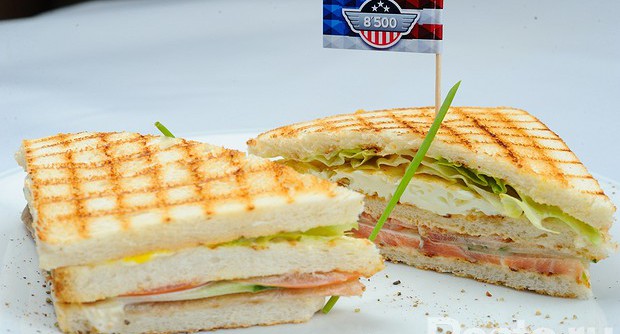Кафе Café&Bar Pan American 8500 